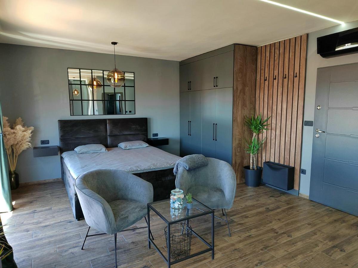 Modern Studio With A Beautiful View Раб Екстериор снимка