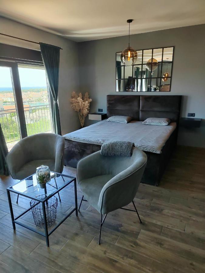 Modern Studio With A Beautiful View Раб Екстериор снимка