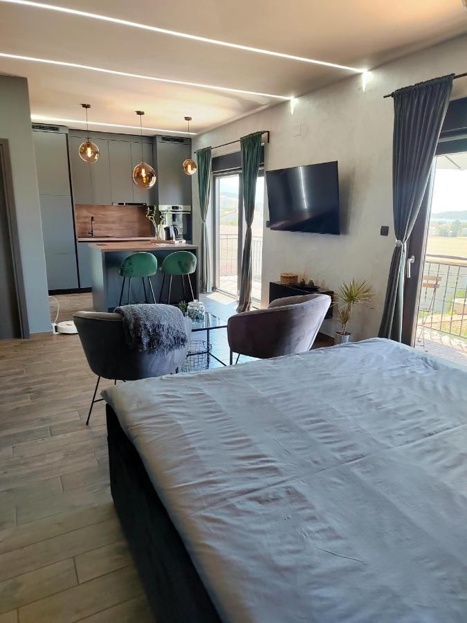 Modern Studio With A Beautiful View Раб Екстериор снимка